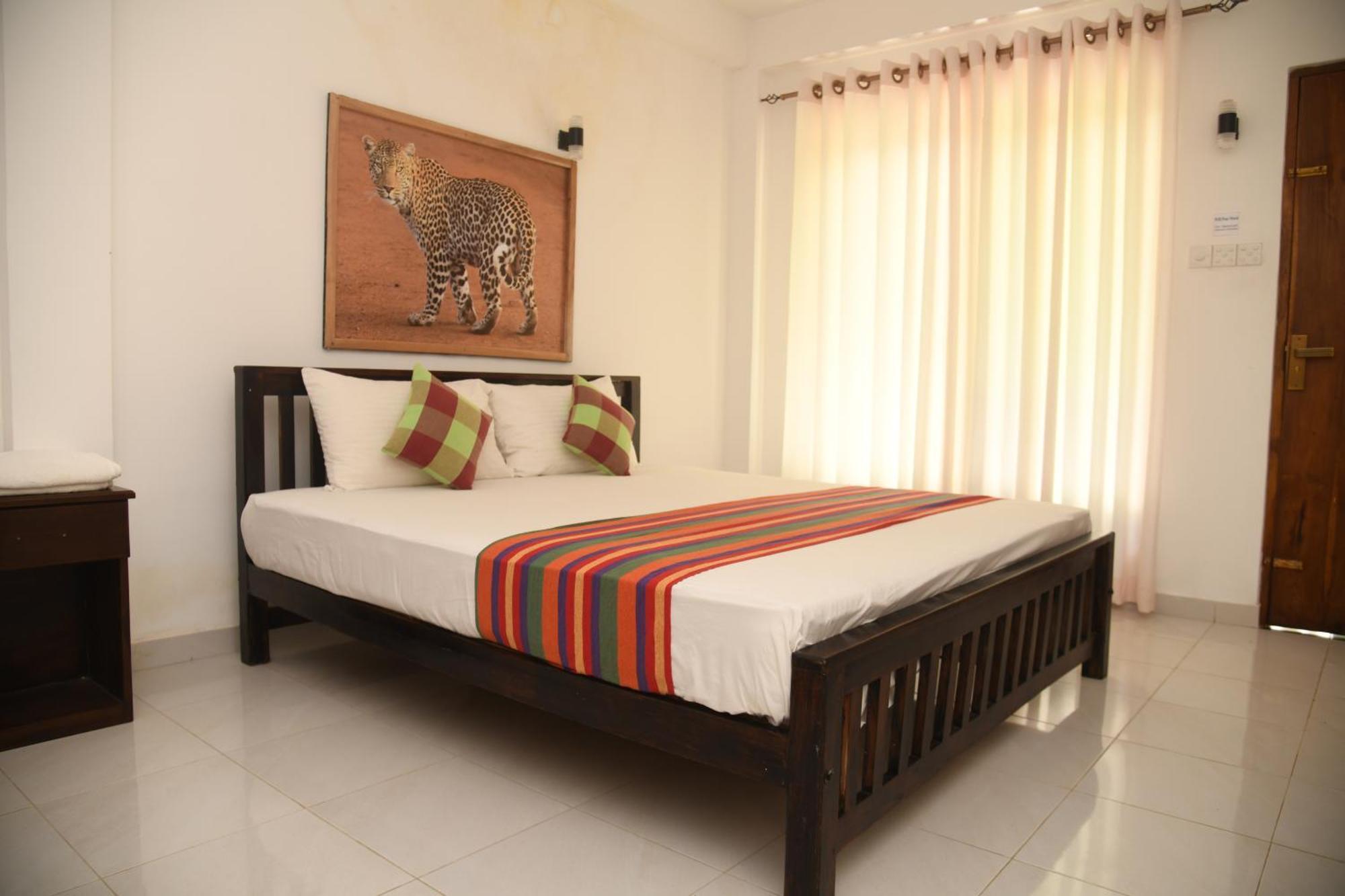 Wild Park Safari Home Stay Udawalawe Exterior foto