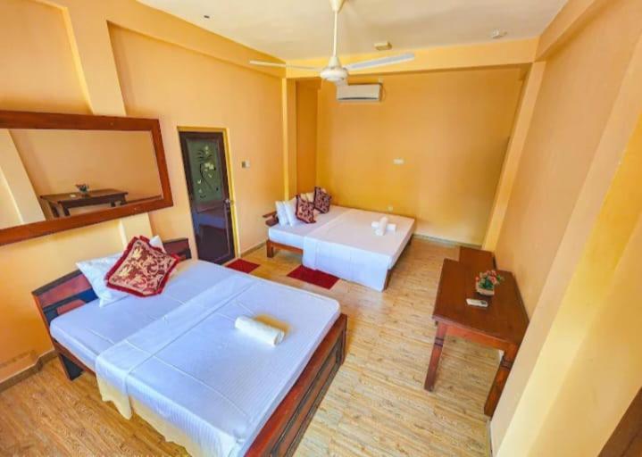 Wild Park Safari Home Stay Udawalawe Exterior foto